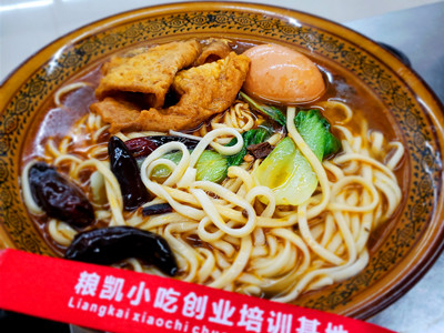 揭秘——安徽牛肉板面為什么這么火爆！